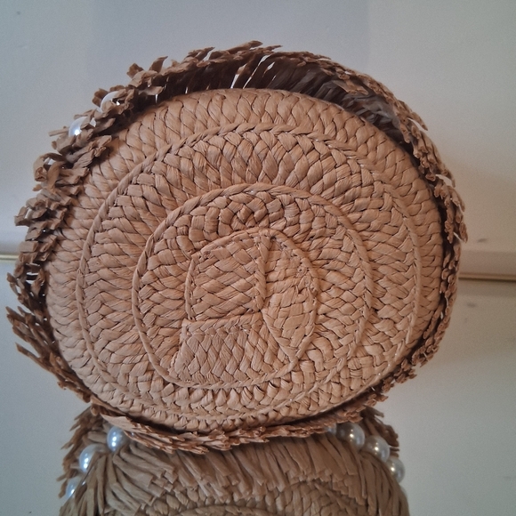 Beyond The Beach Los Angeles Skyler Straw Pearl Bucket Bag - Picture 8 of 13